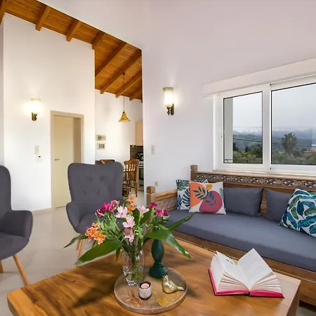 Holiday home Thallo