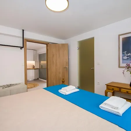 Thallo Holiday home *